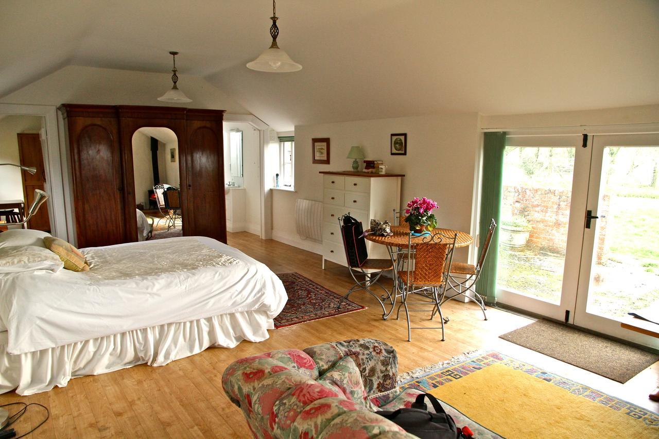 Cools Farm B&B + Cottages East Knoyle Exterior foto